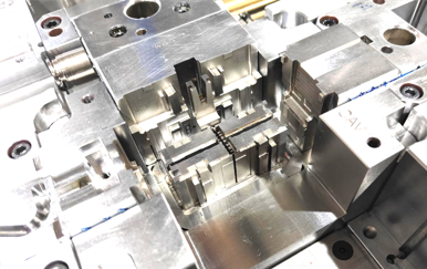 precision injection mold2