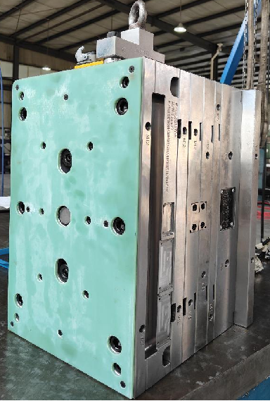 precision injection mold3